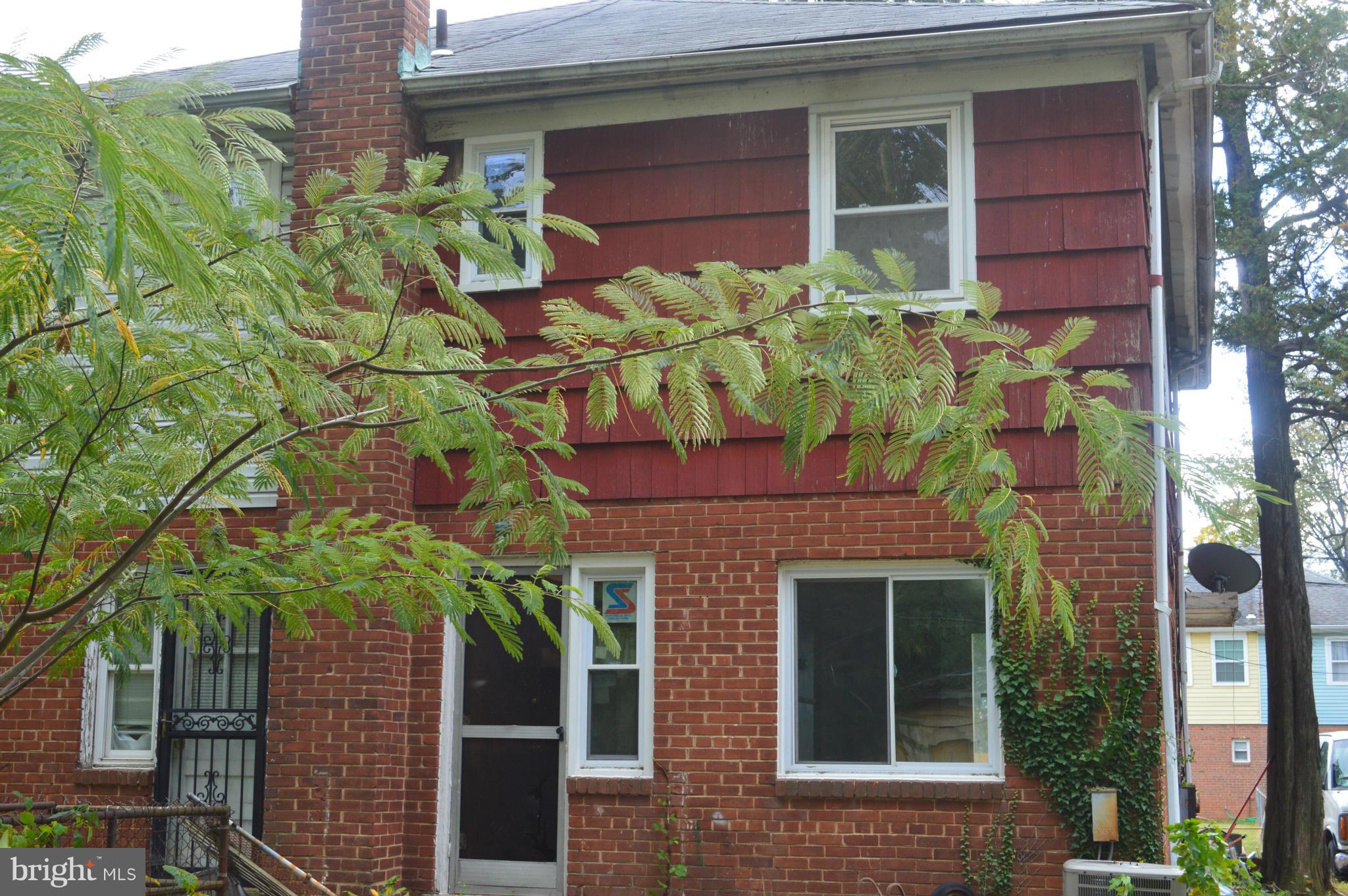 QUINCY MANOR - Residential