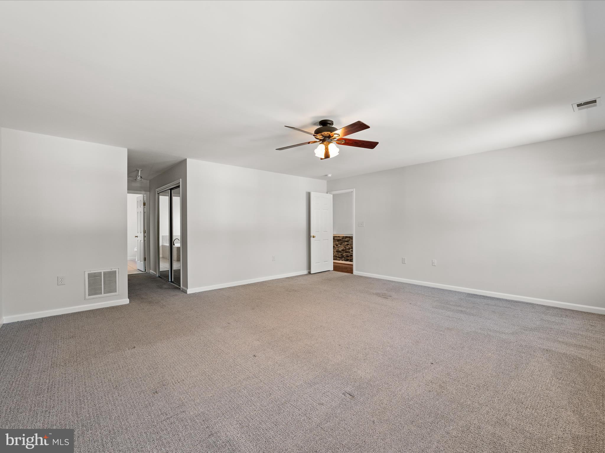 THE GALLERY - Residential Lease