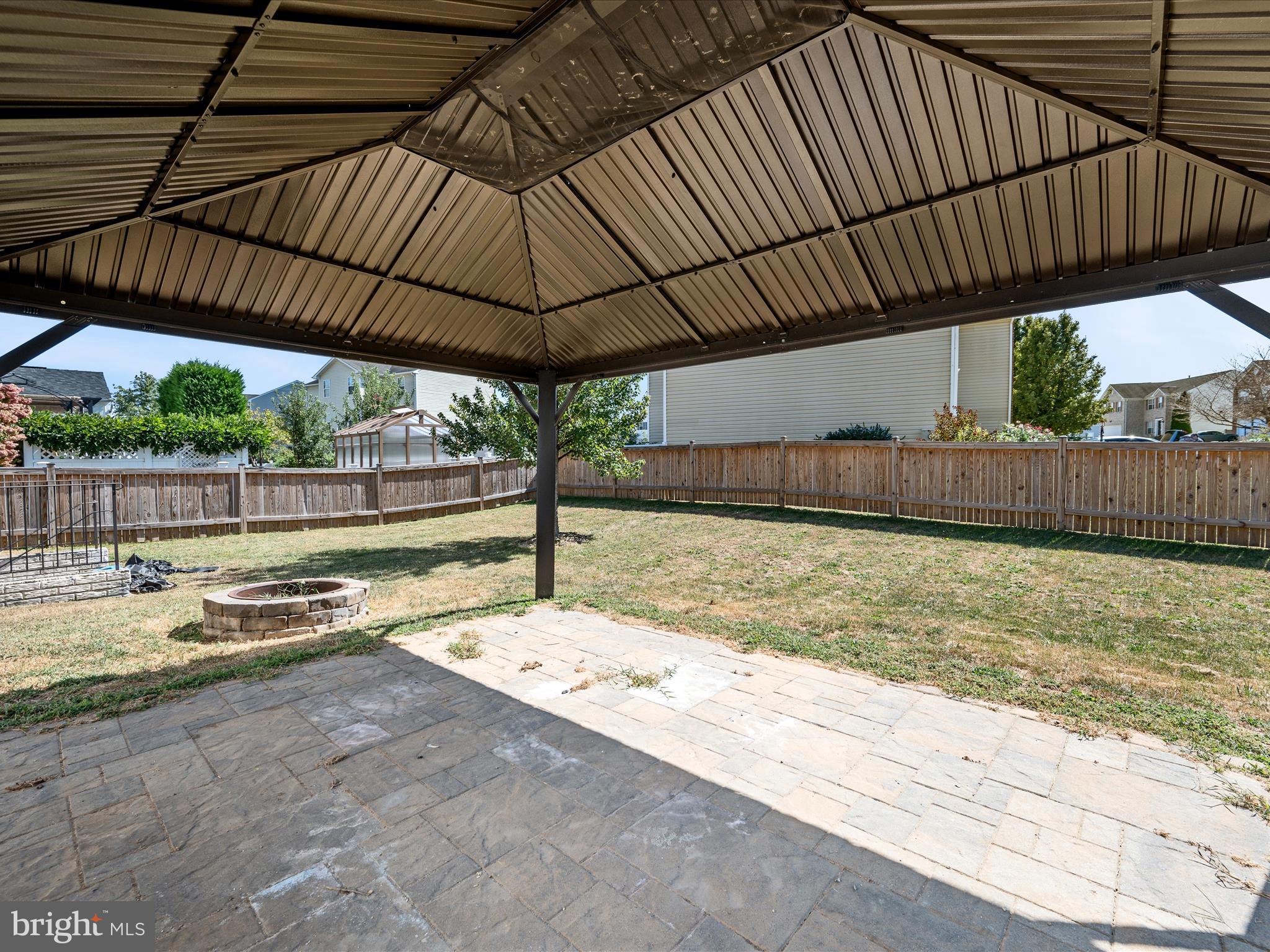 THE GALLERY - Residential Lease