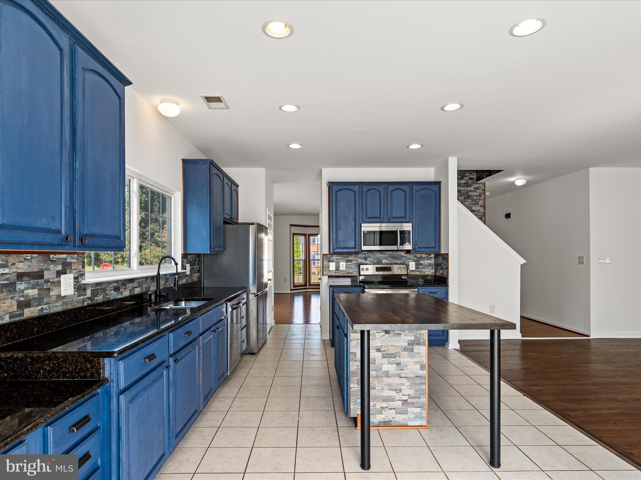 THE GALLERY - Residential Lease