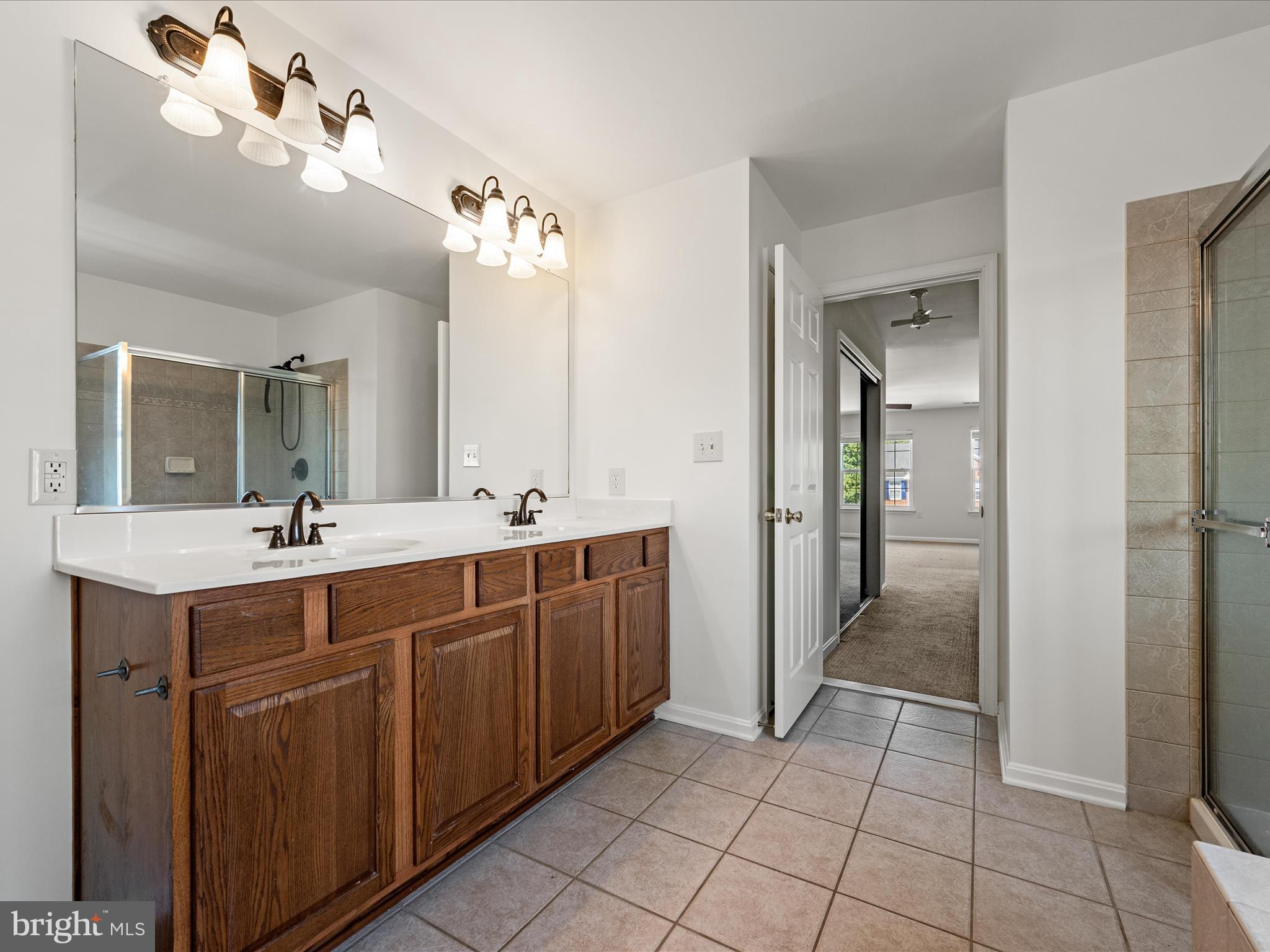 THE GALLERY - Residential Lease