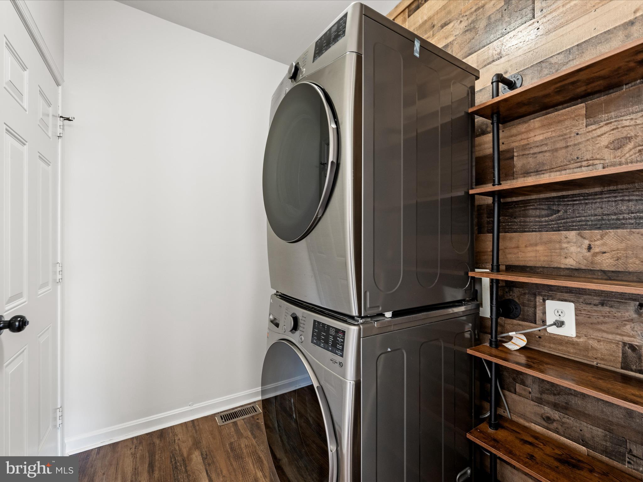 THE GALLERY - Residential Lease