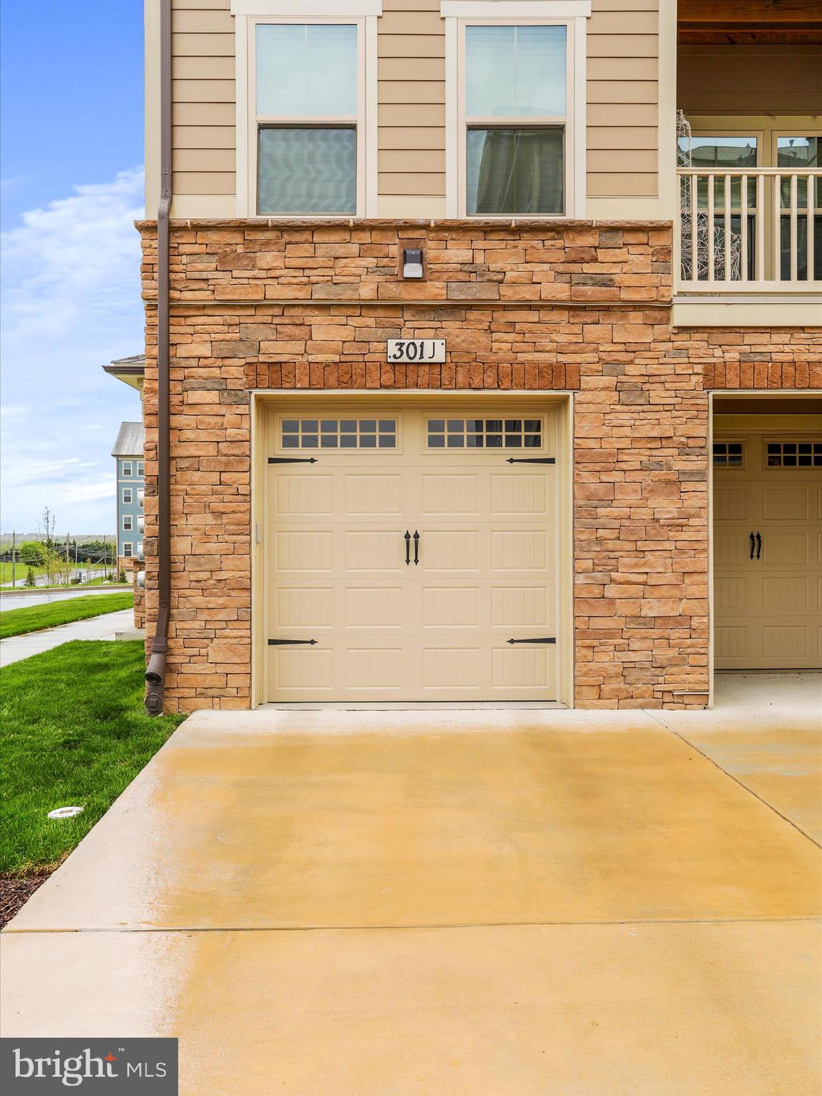 THE WOODLANDS - Residential