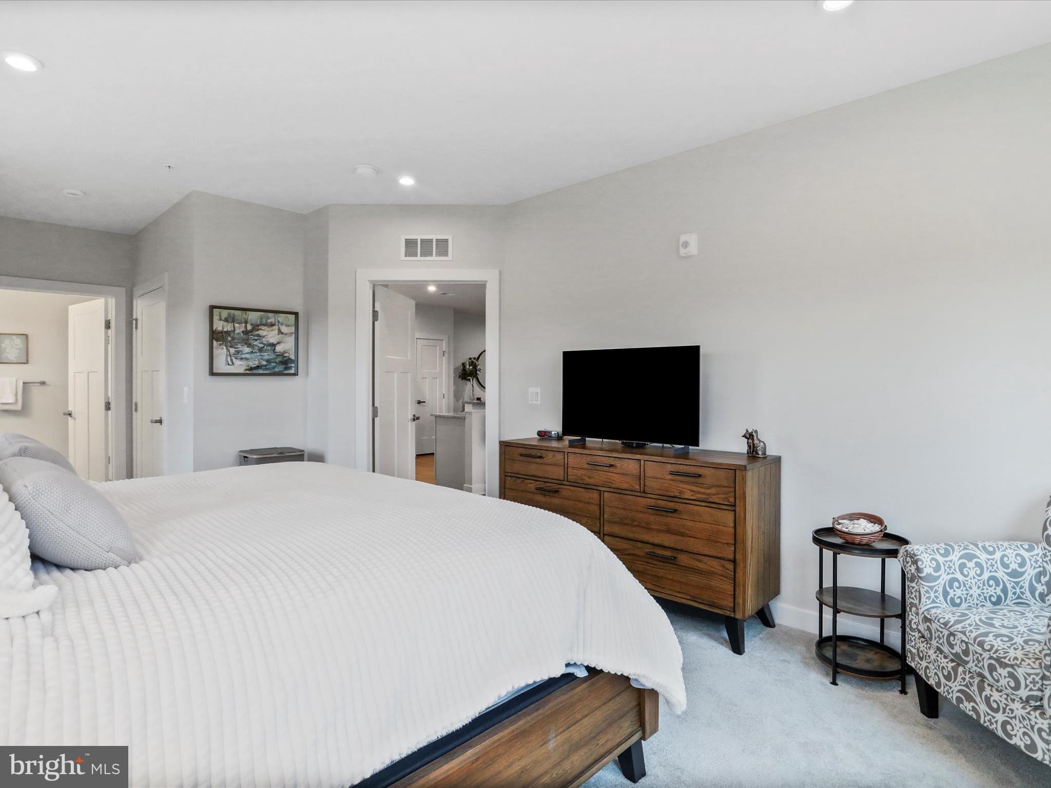 THE WOODLANDS - Residential