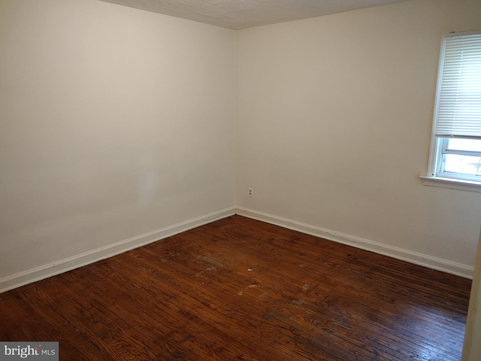 16 S CANNON DRIVE