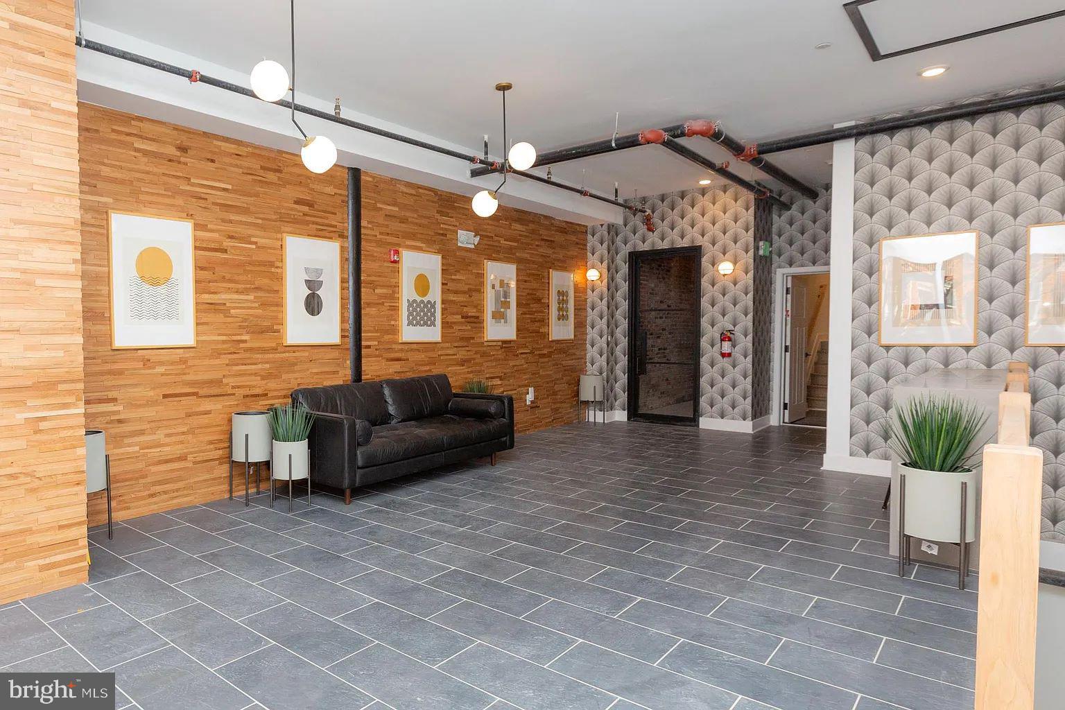 FELLS POINT HISTORIC DISTRICT - Residential Lease