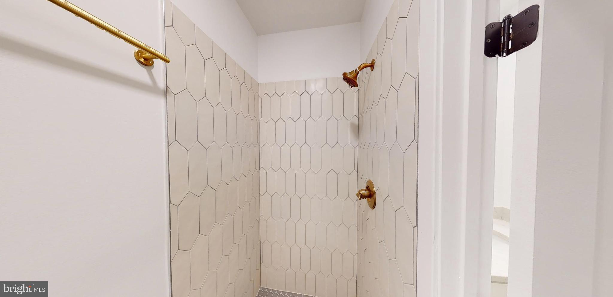 FELLS POINT HISTORIC DISTRICT - Residential Lease