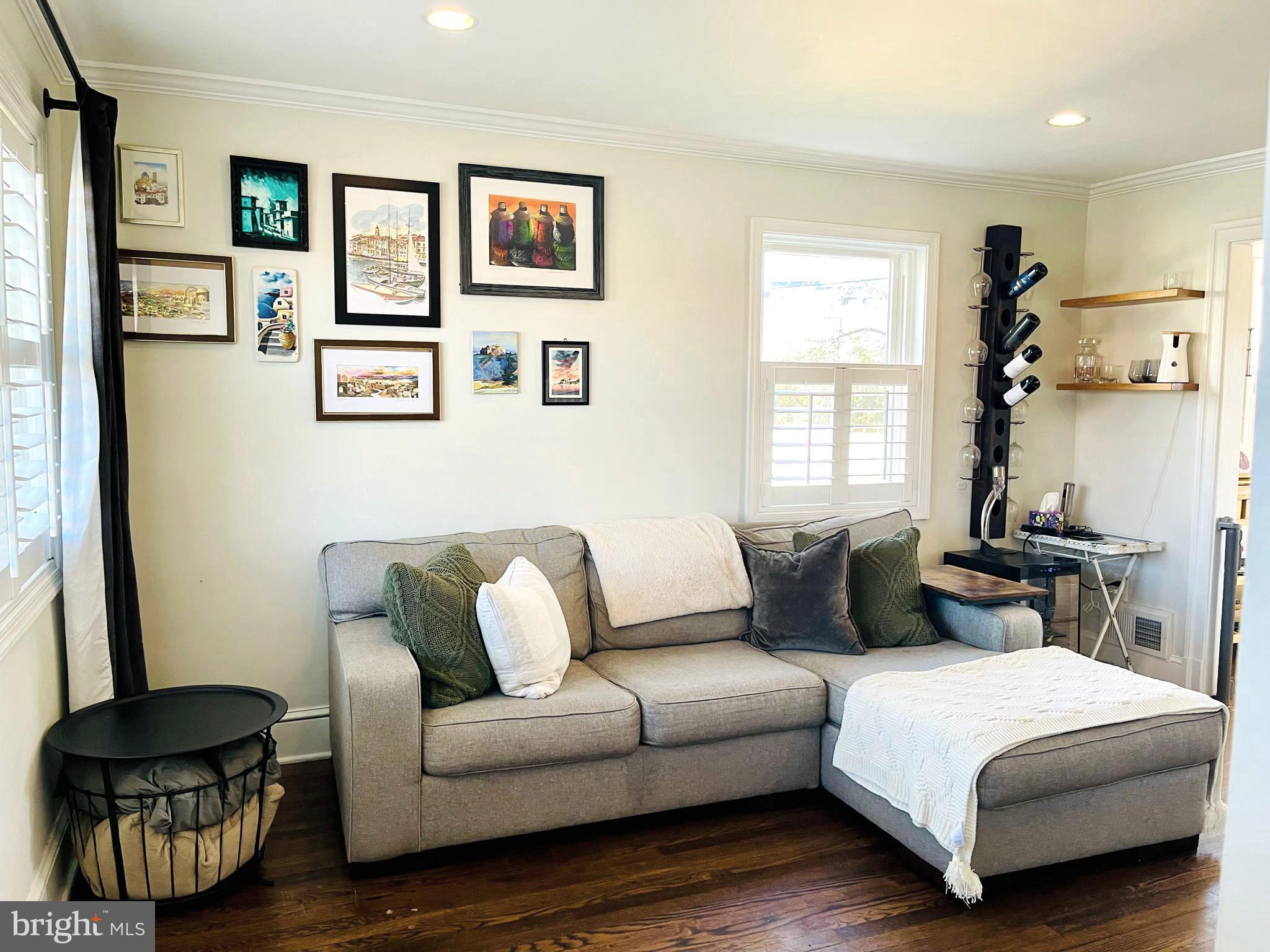 RIVER TERRACE - Residential Lease