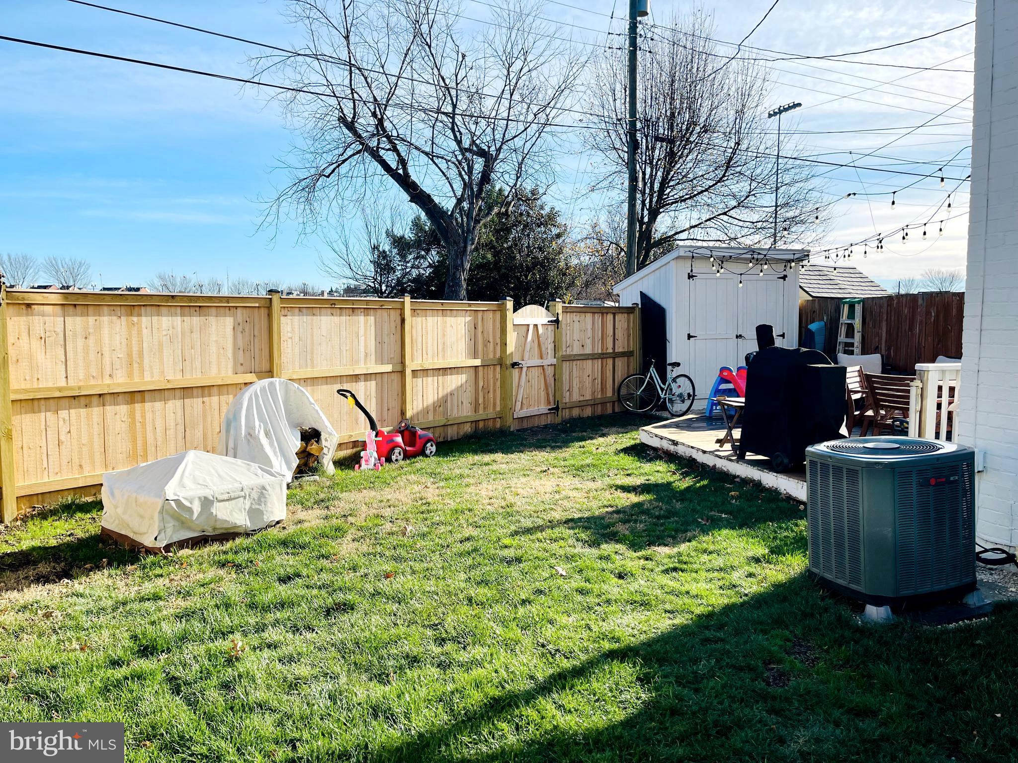 RIVER TERRACE - Residential Lease