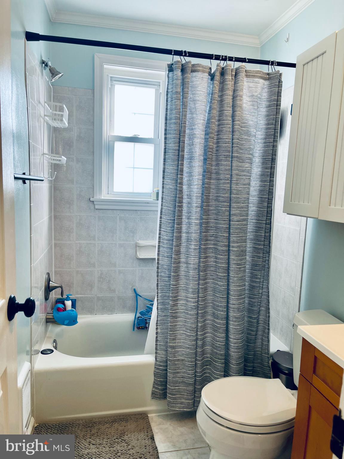 RIVER TERRACE - Residential Lease