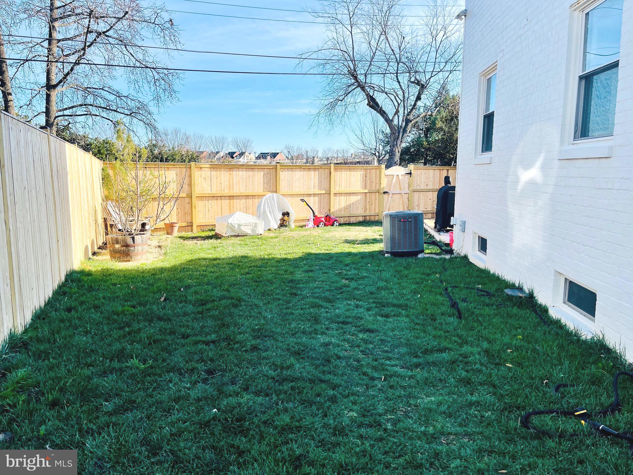 RIVER TERRACE - Residential Lease