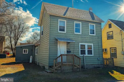 15 E 4th Street, Blades, DE MLS: DESU2106552