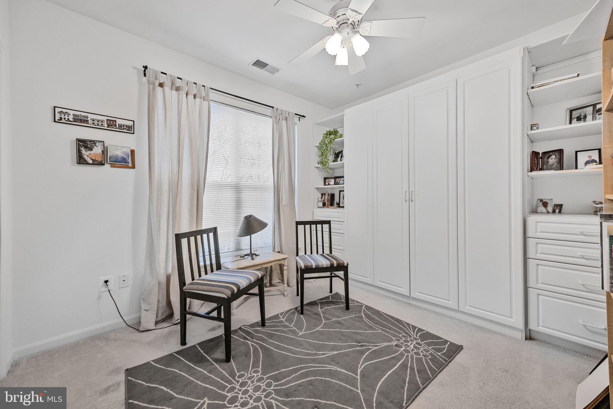 HOLLINGTON - Residential