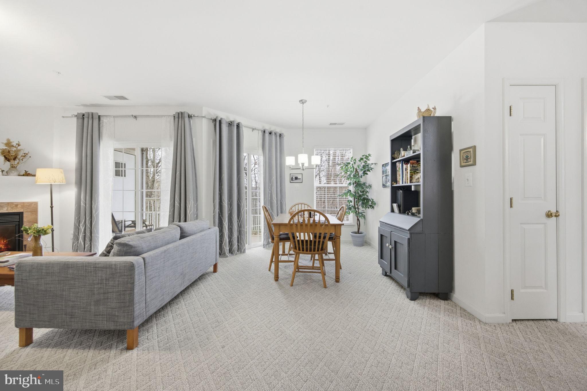 HOLLINGTON - Residential