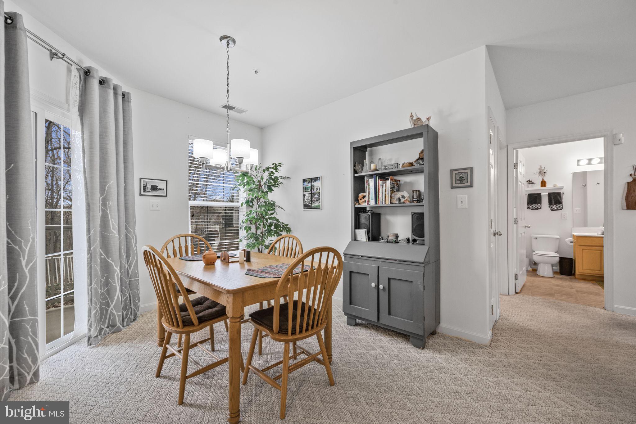 HOLLINGTON - Residential