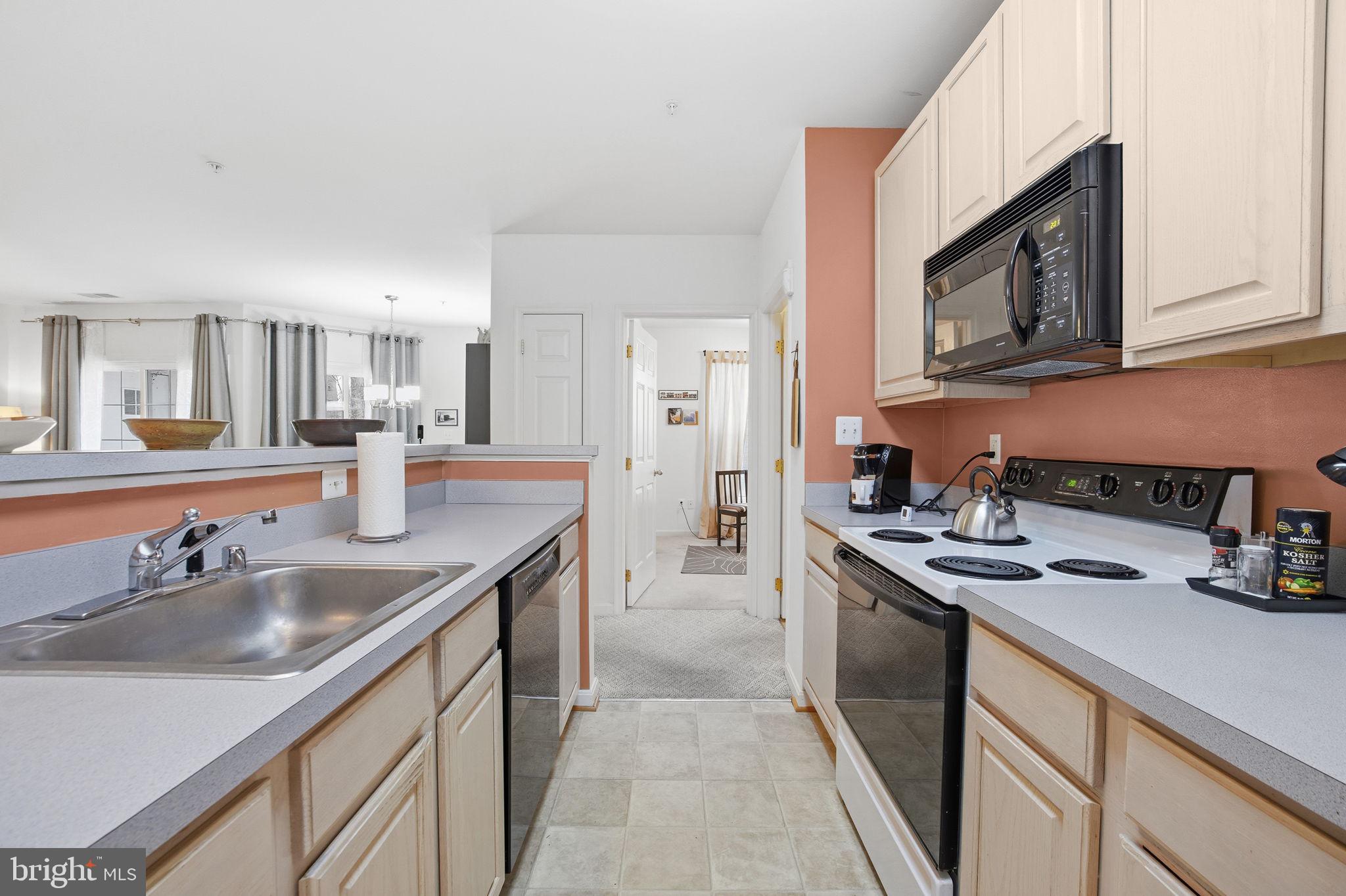 HOLLINGTON - Residential