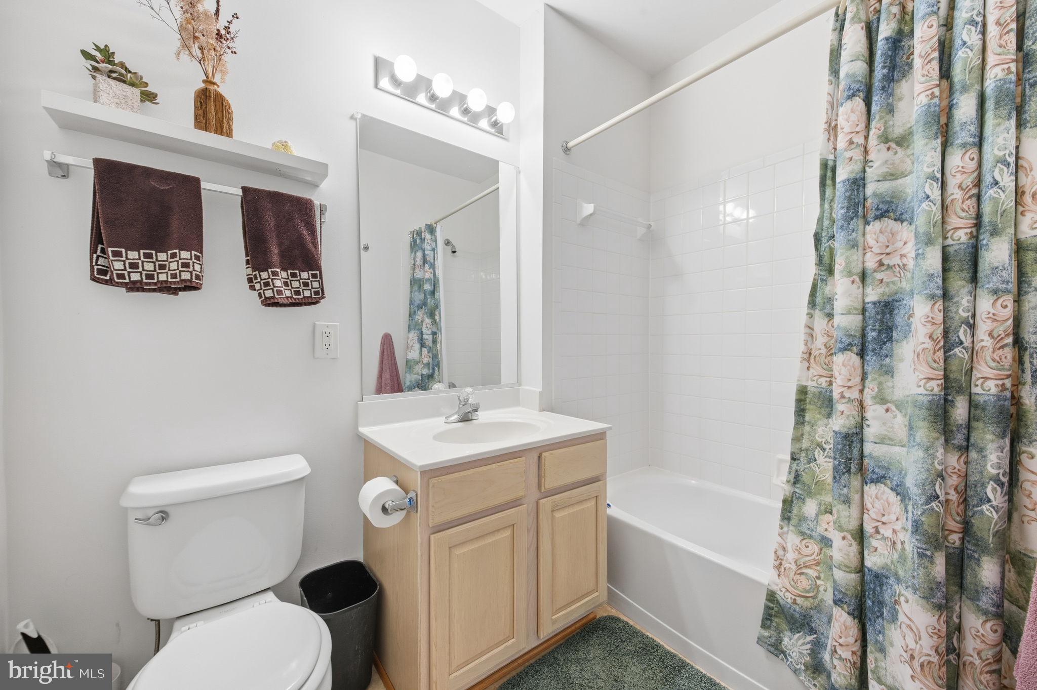 HOLLINGTON - Residential