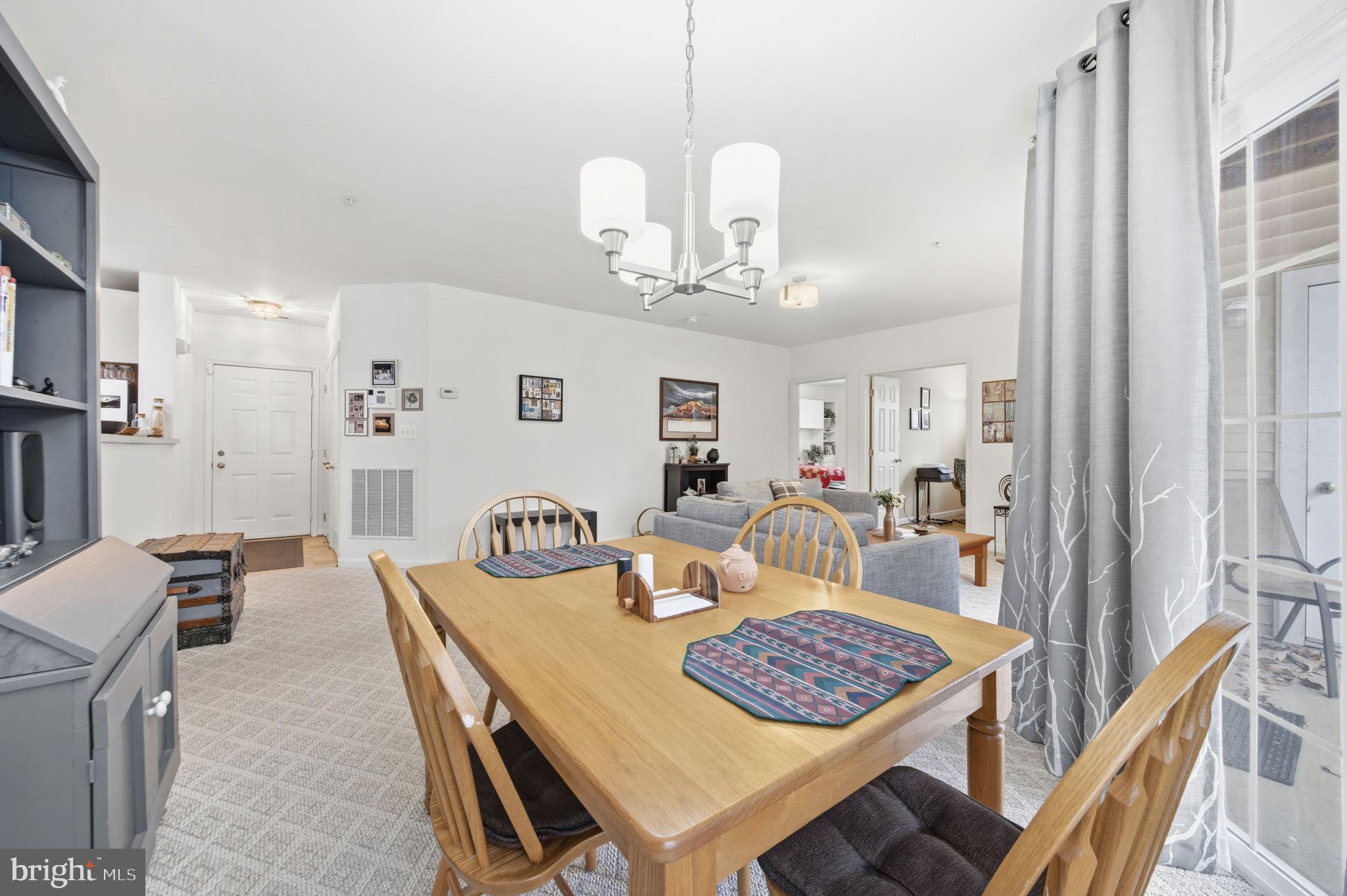 HOLLINGTON - Residential