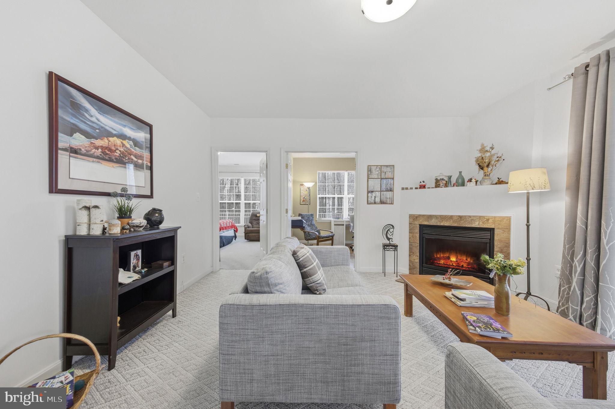 HOLLINGTON - Residential