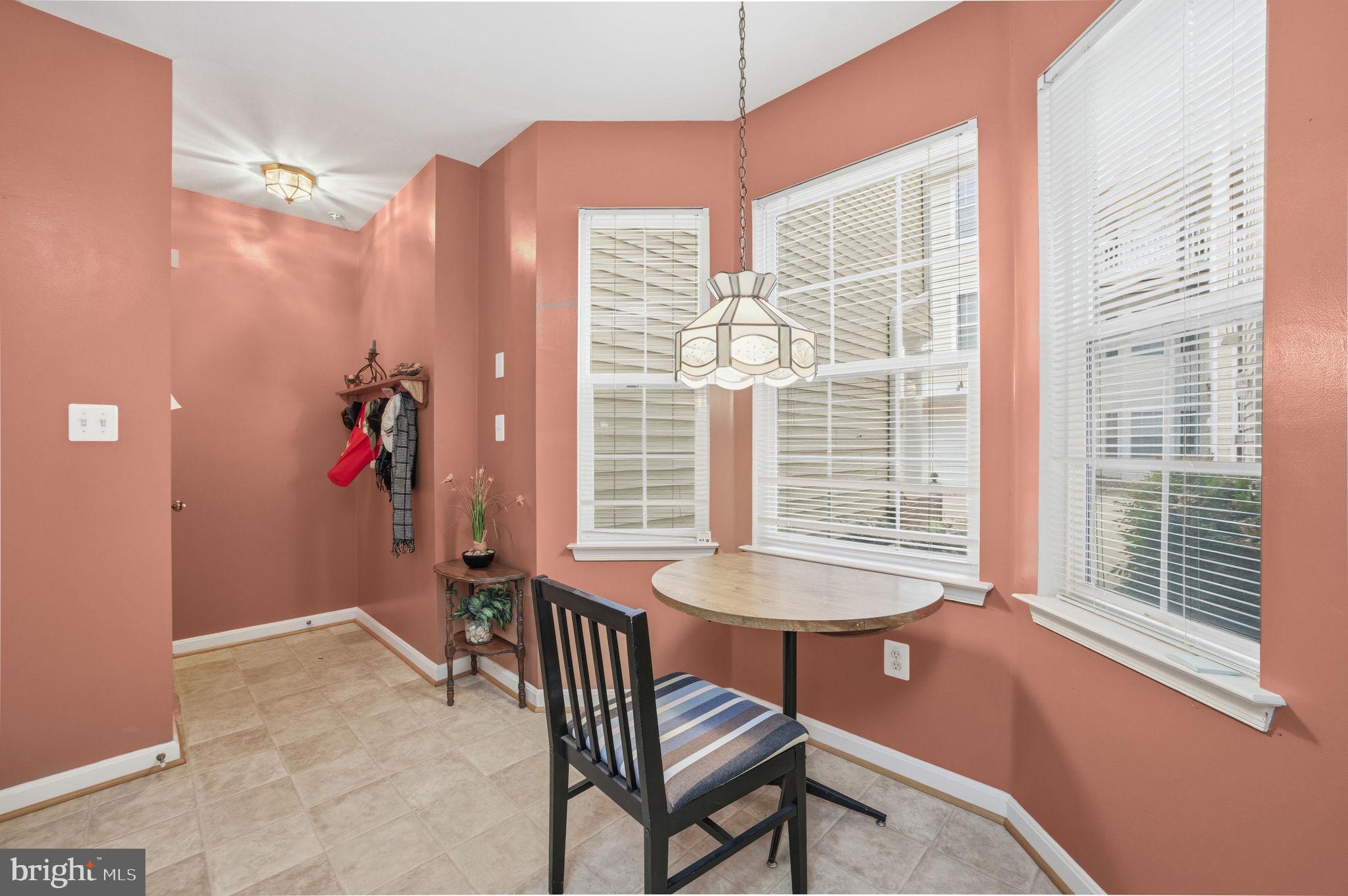 HOLLINGTON - Residential