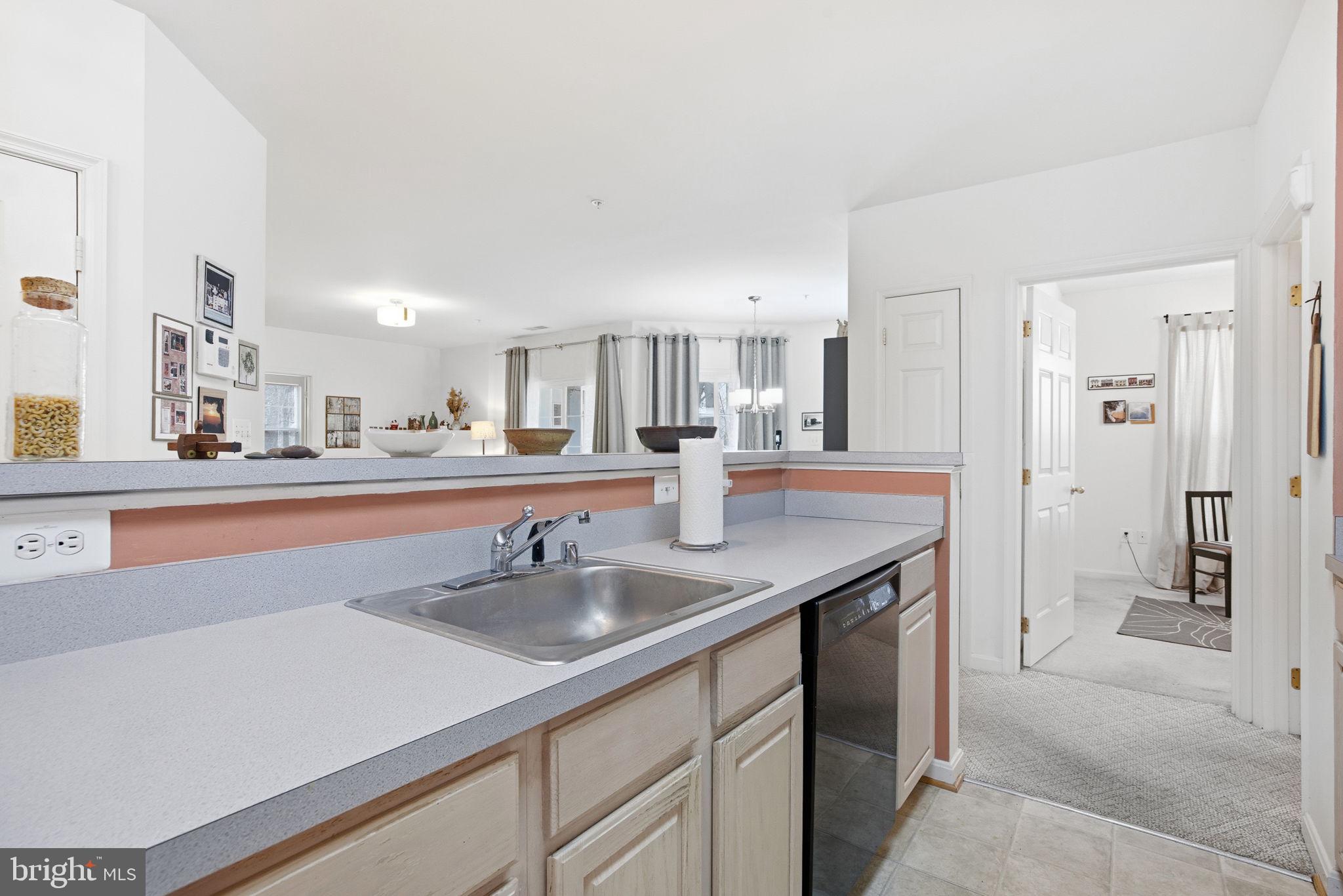 HOLLINGTON - Residential