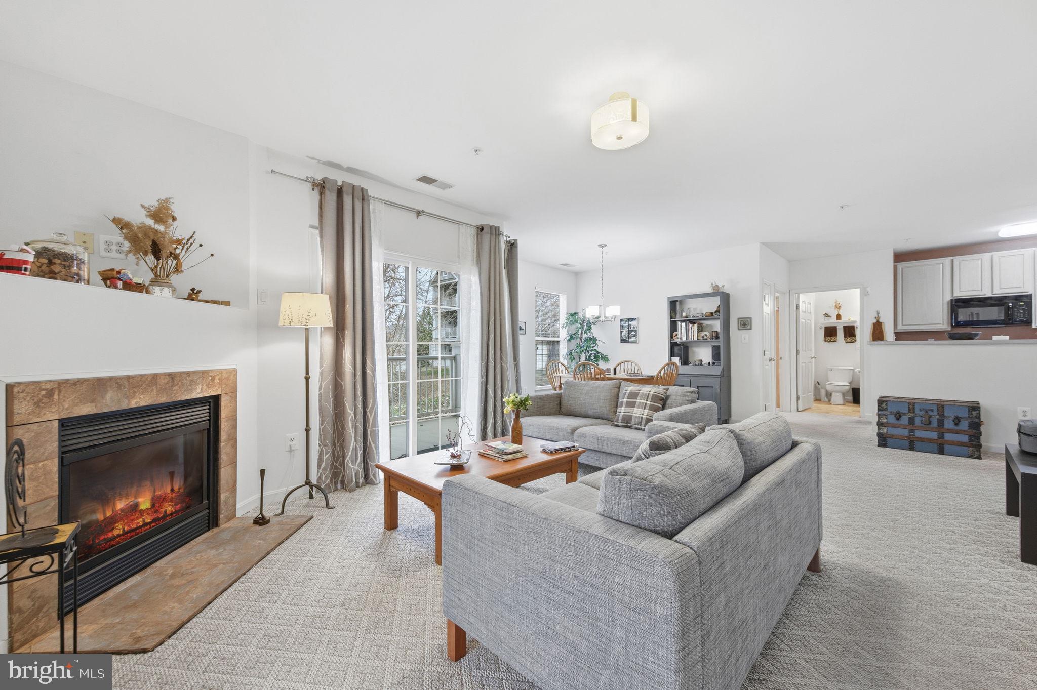 HOLLINGTON - Residential