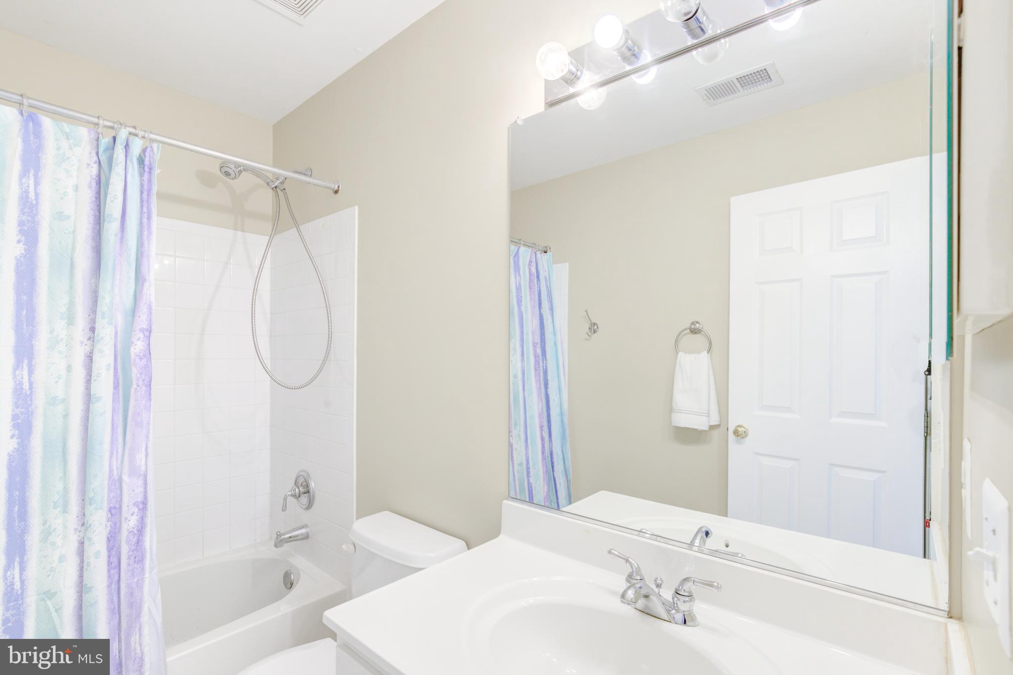 VILLAGES AT SAYBROOKE - Residential