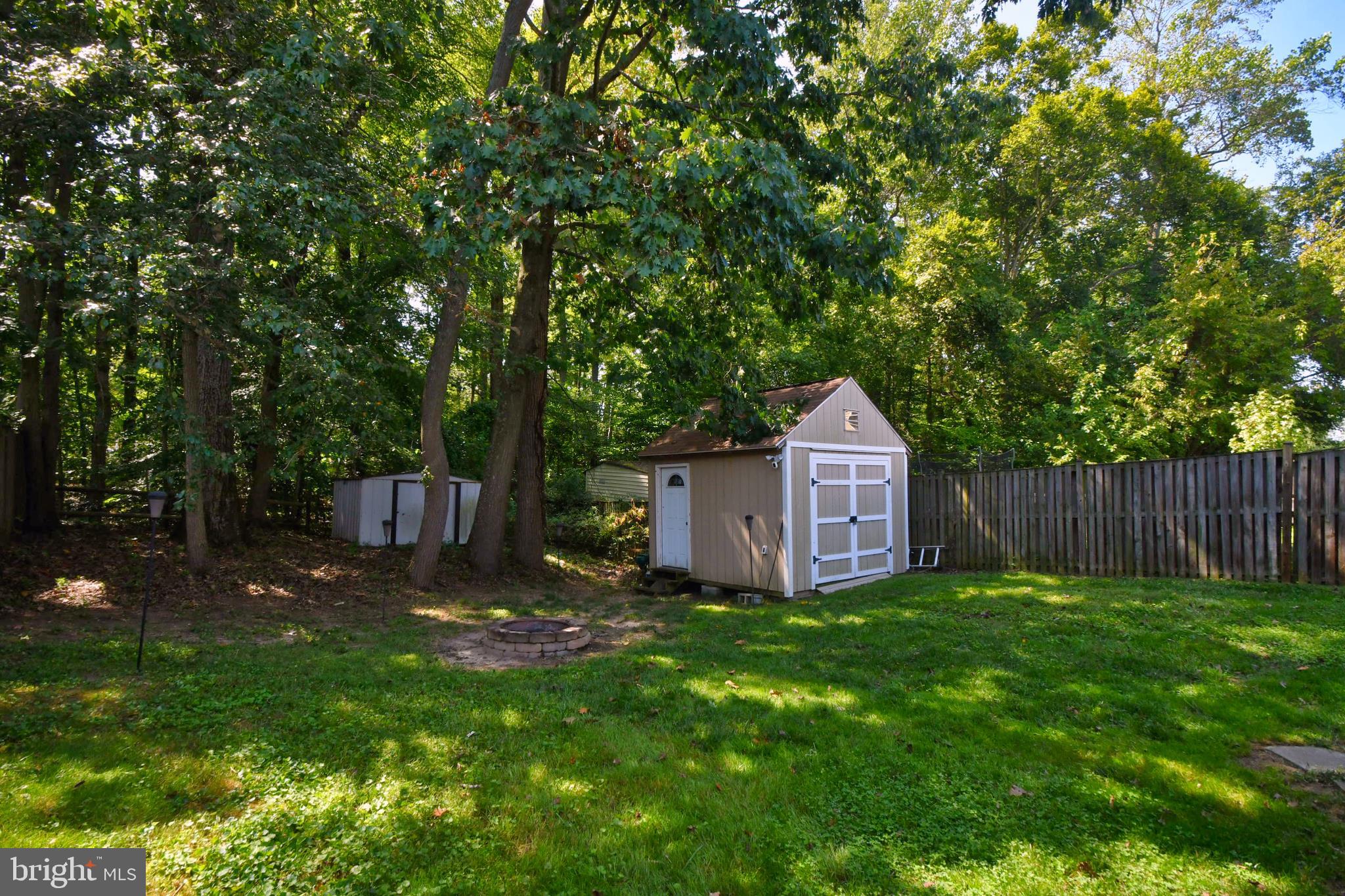 HARBOUR OAKS - Residential