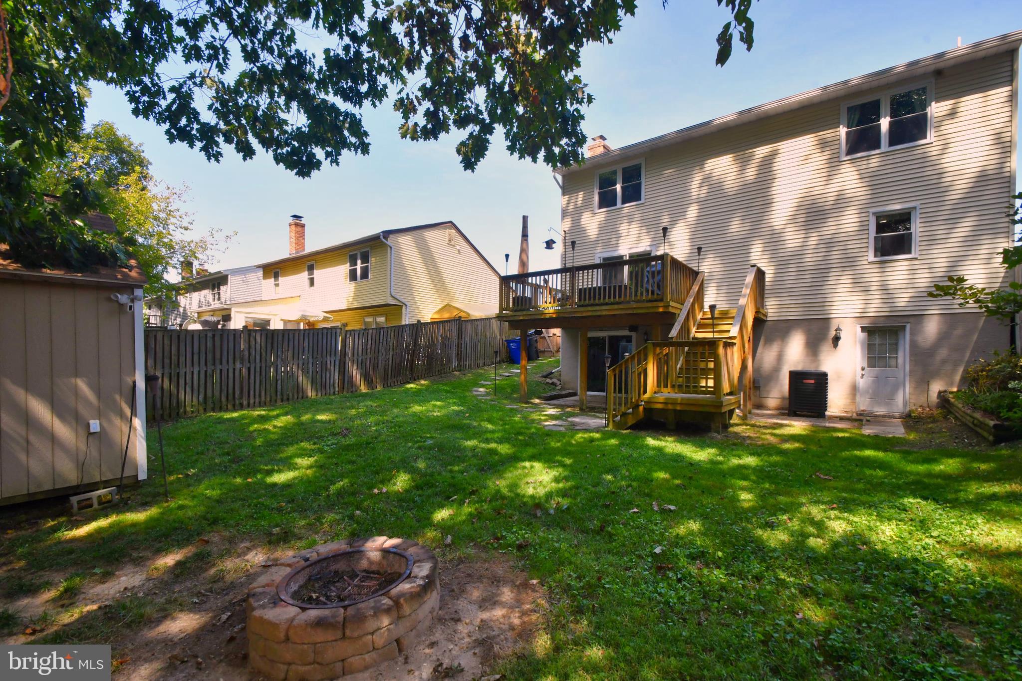 HARBOUR OAKS - Residential