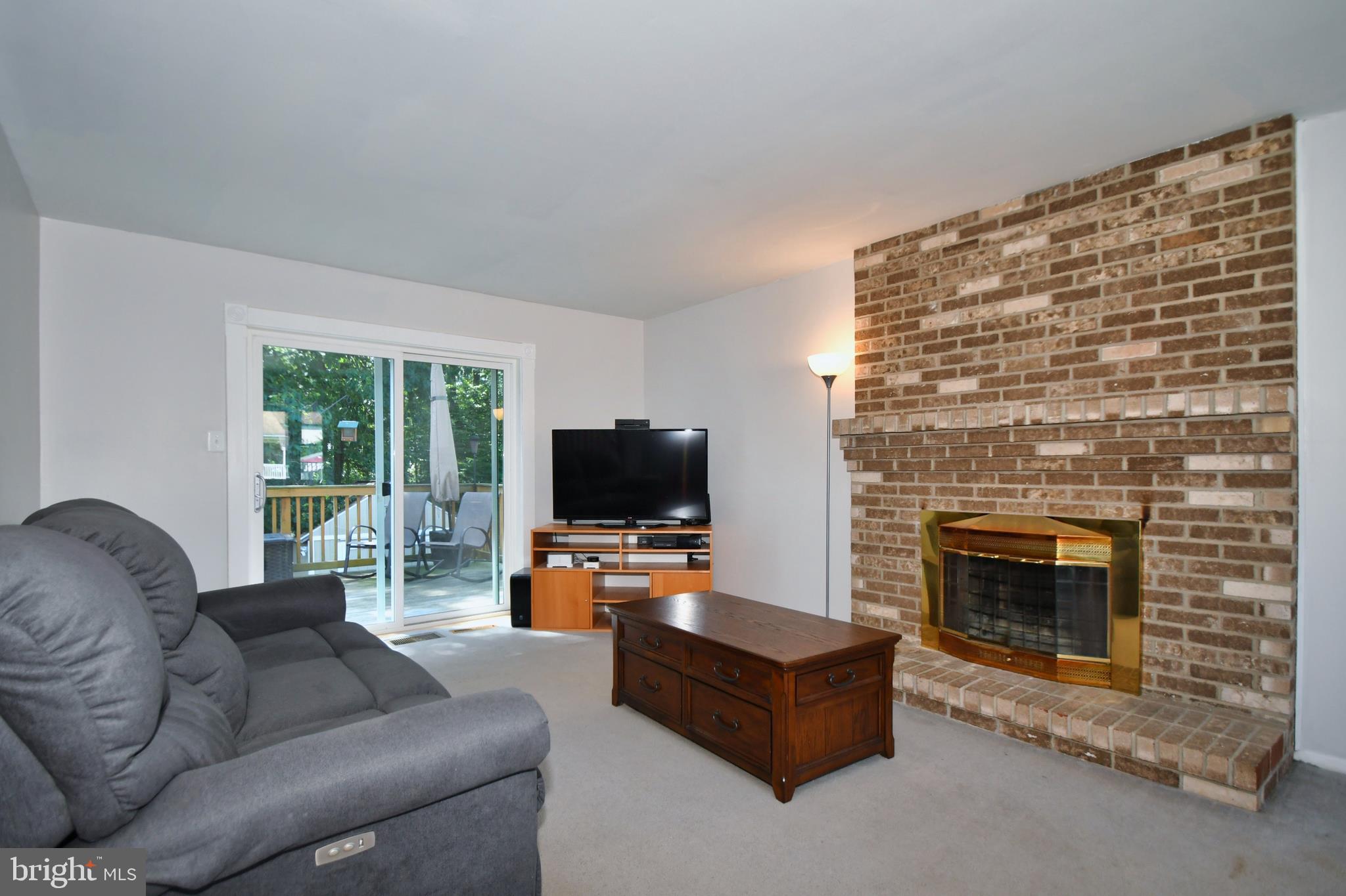 HARBOUR OAKS - Residential