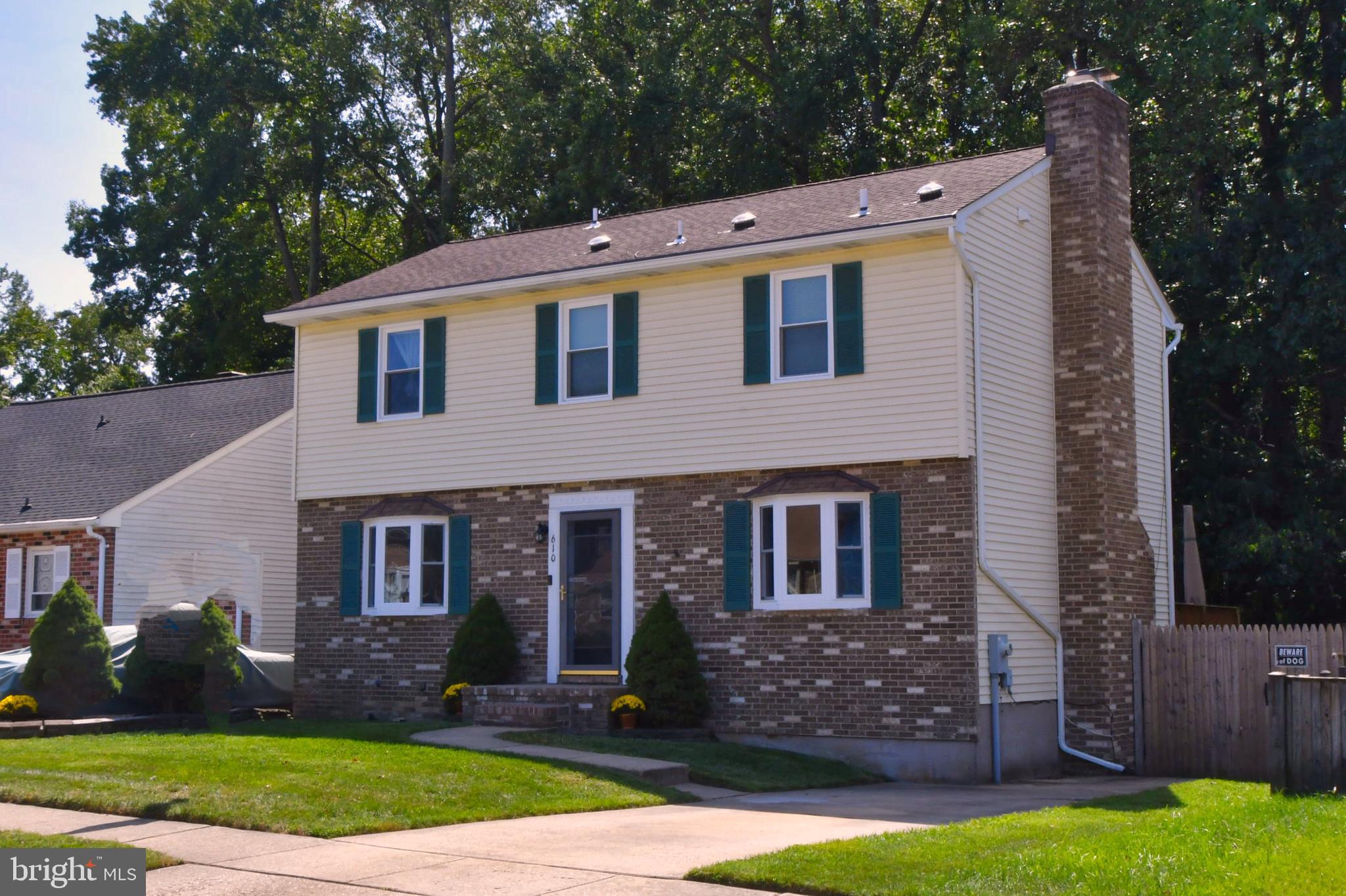 HARBOUR OAKS - Residential