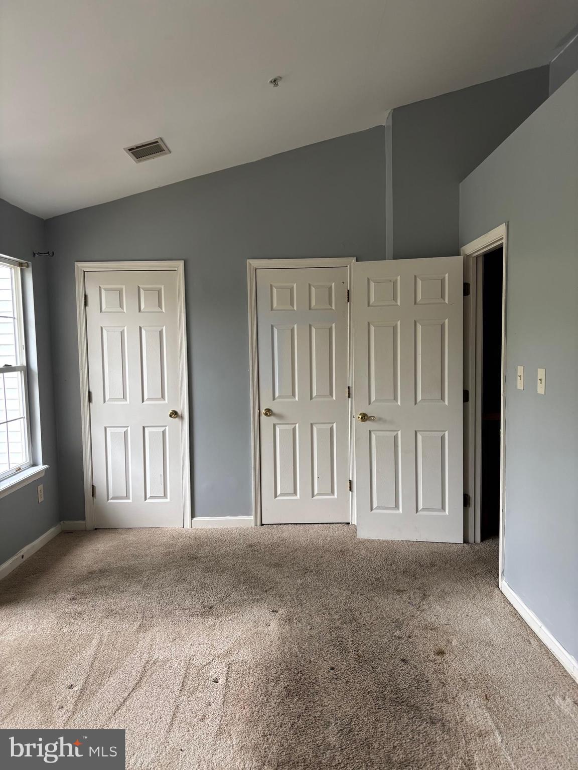 REGENCY MEADOWS - Residential Lease