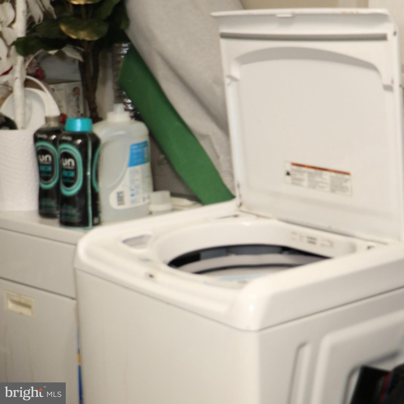 REGENCY MEADOWS - Residential Lease