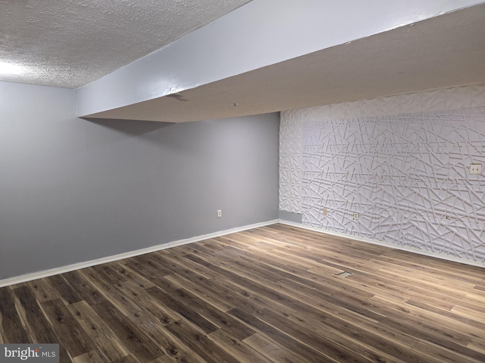 REGENCY MEADOWS - Residential Lease