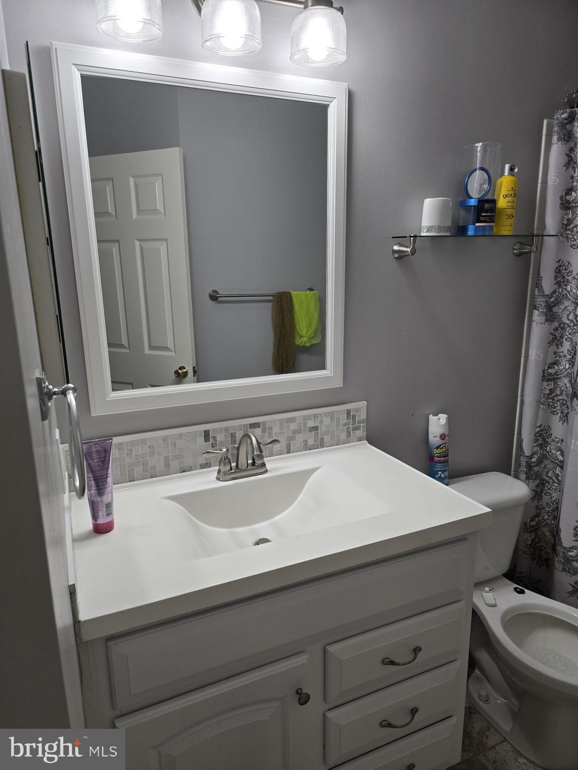 REGENCY MEADOWS - Residential Lease