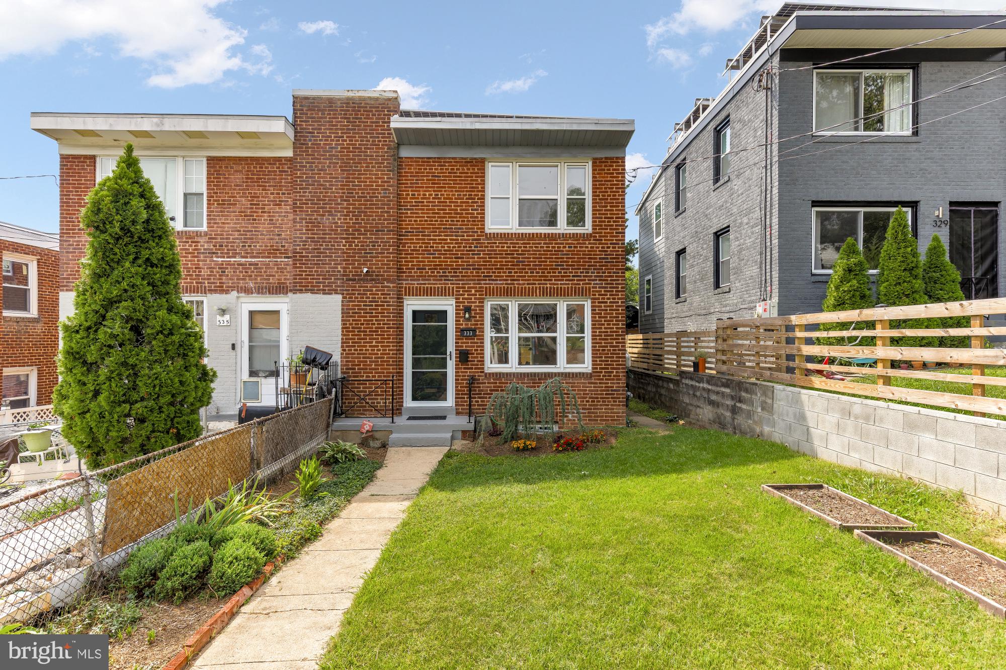 333 OGLETHORPE STREET NE