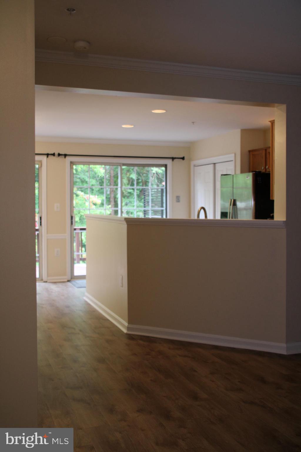 BLUNT COMMONS - Residential Lease