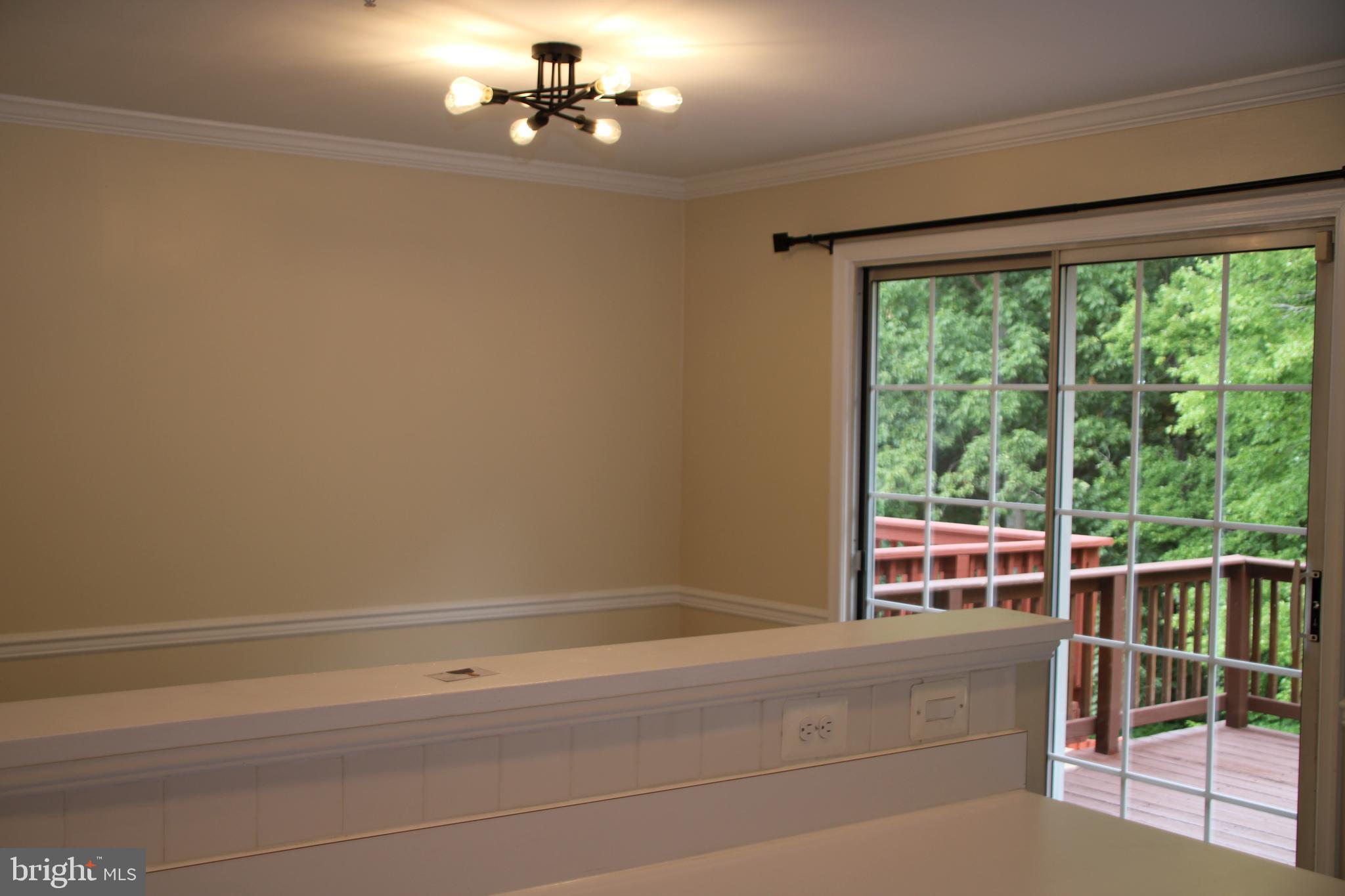 BLUNT COMMONS - Residential Lease