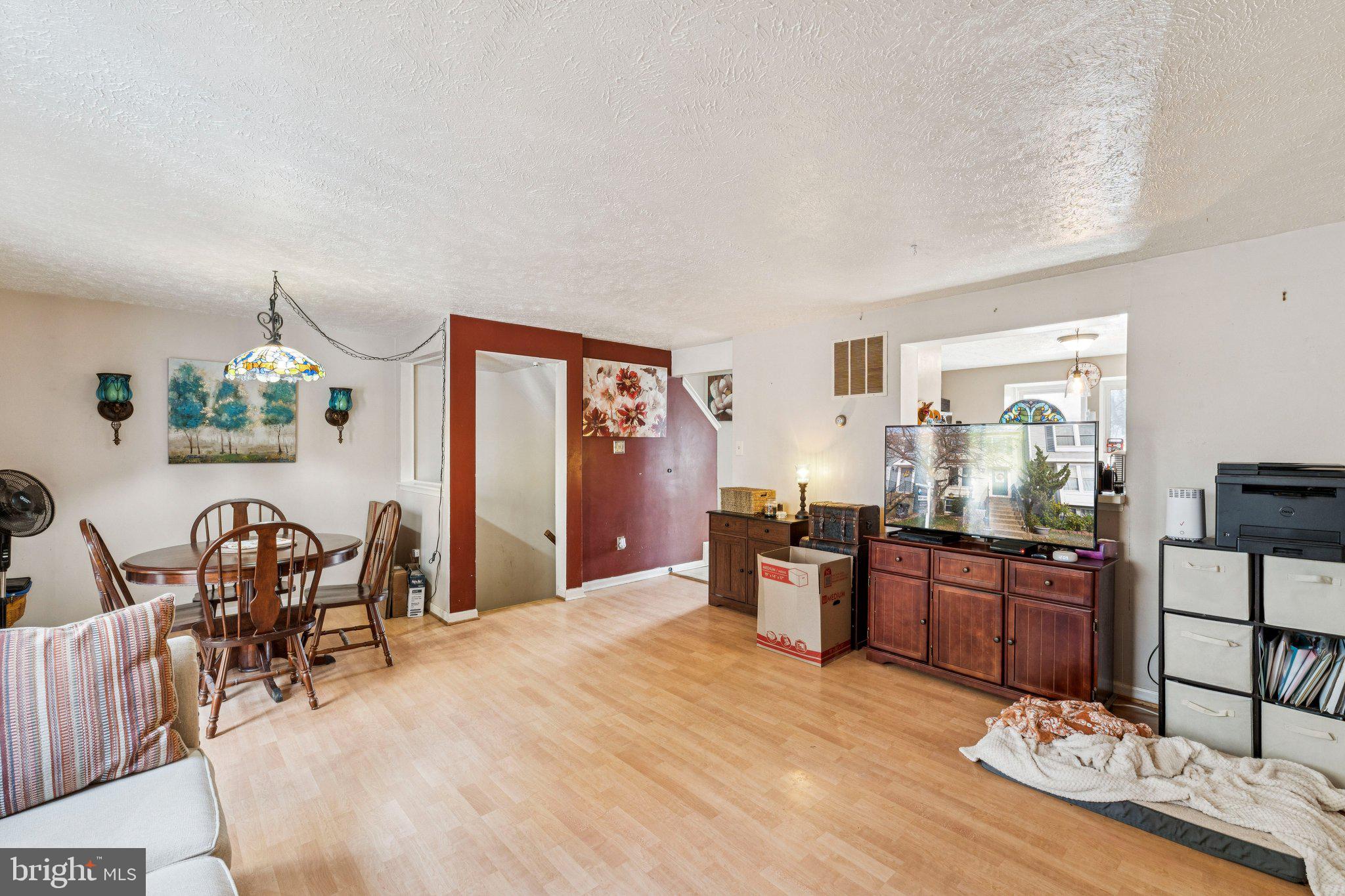 NEW BRITAIN - Residential