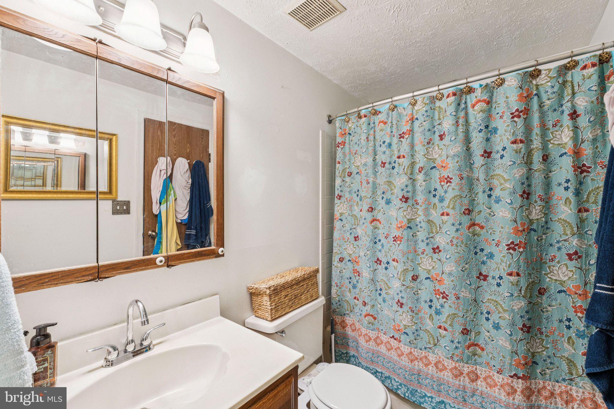 NEW BRITAIN - Residential