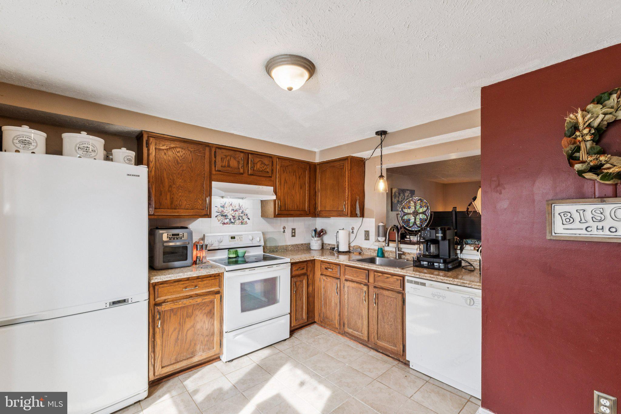 NEW BRITAIN - Residential