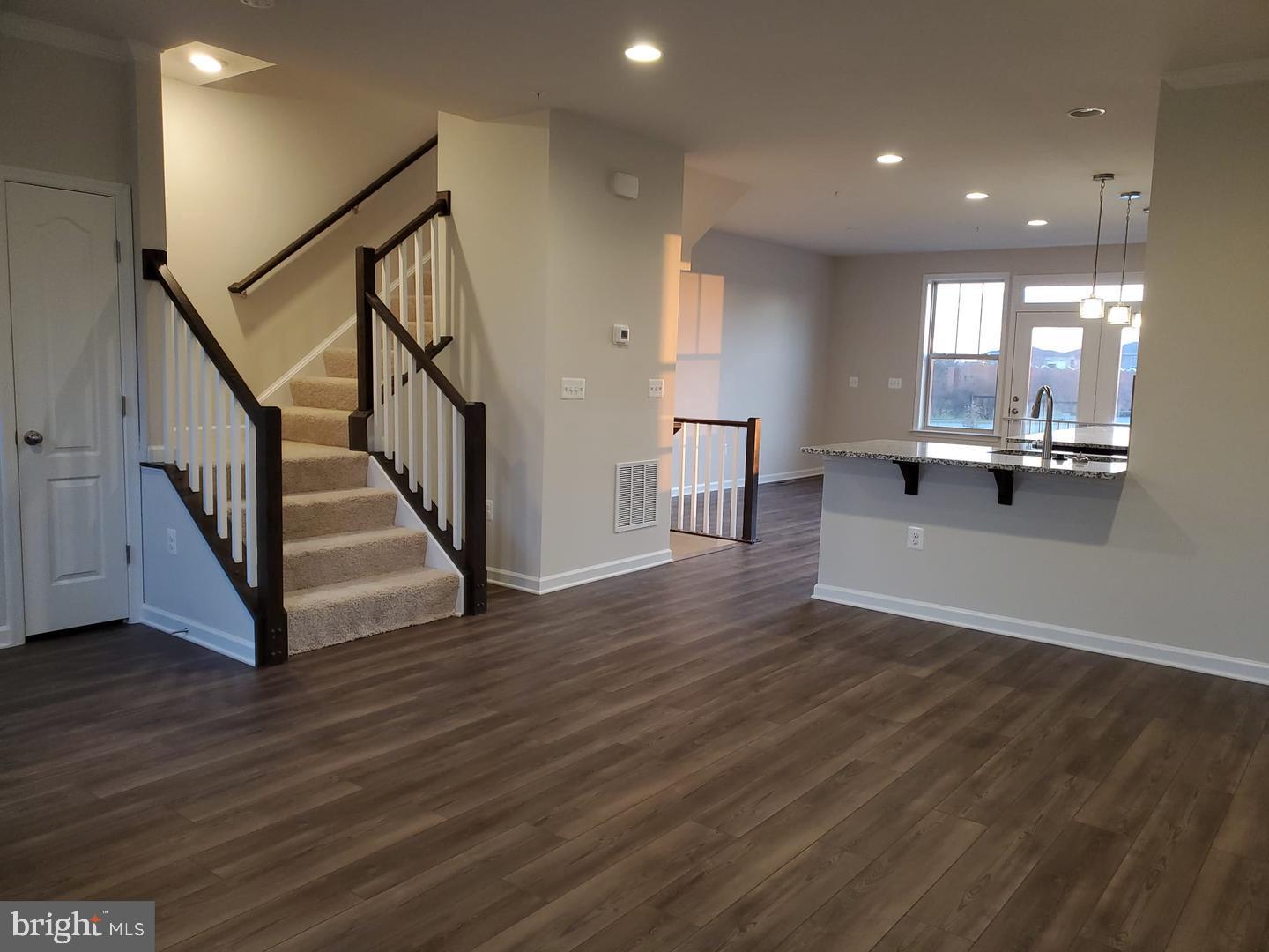 CANTERBURY STATION - Residential Lease