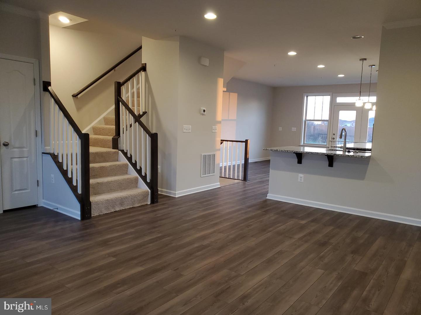 CANTERBURY STATION - Residential Lease