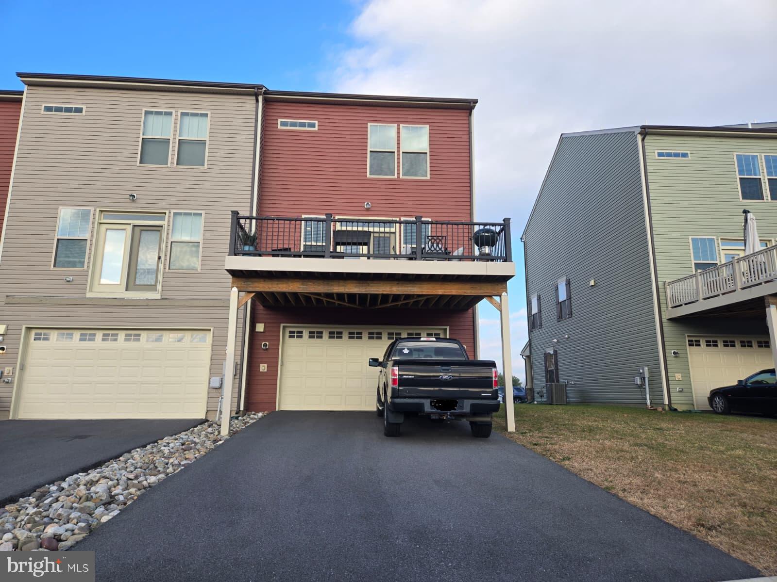 CANTERBURY STATION - Residential Lease