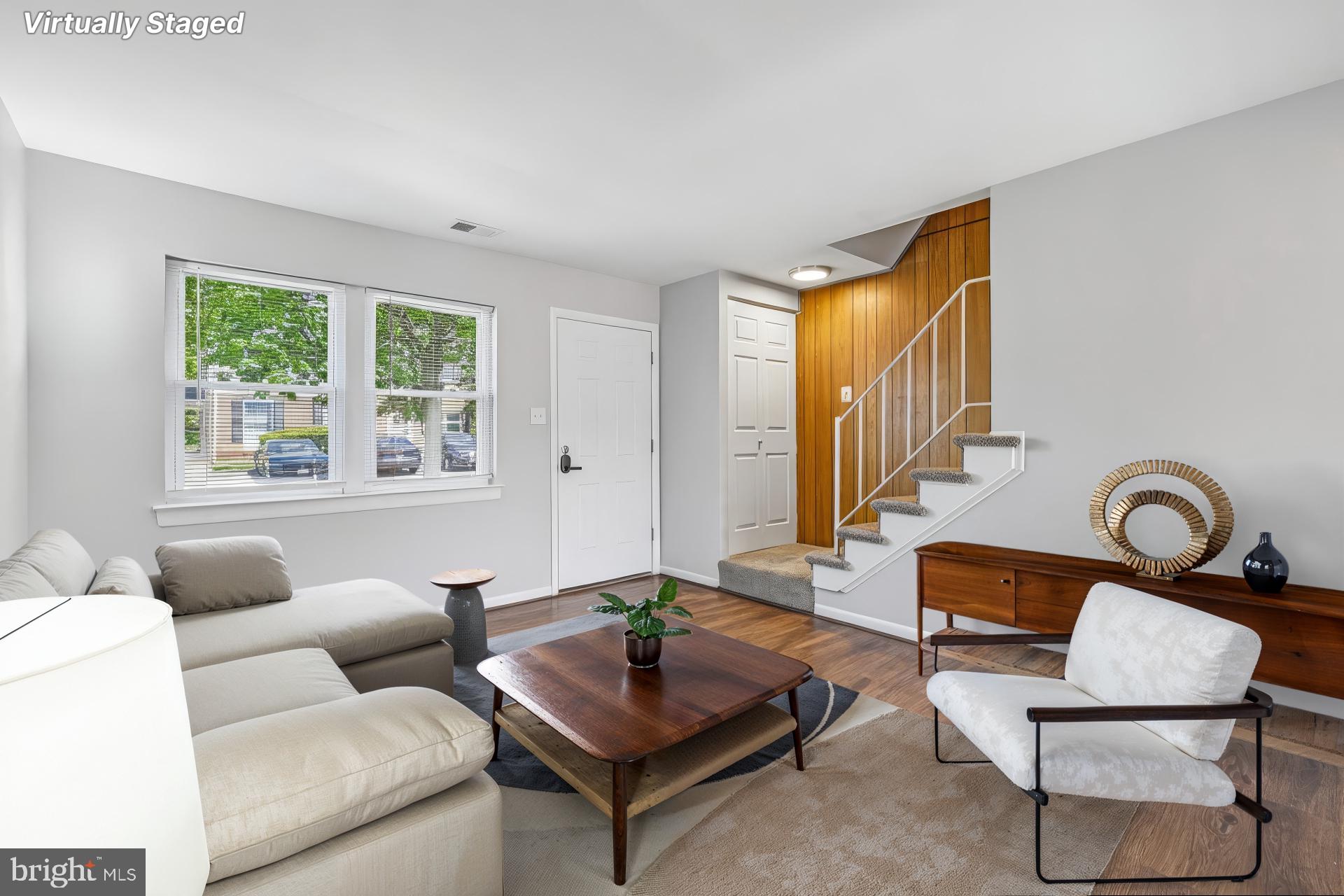 6454 COLONIAL KNOLLS