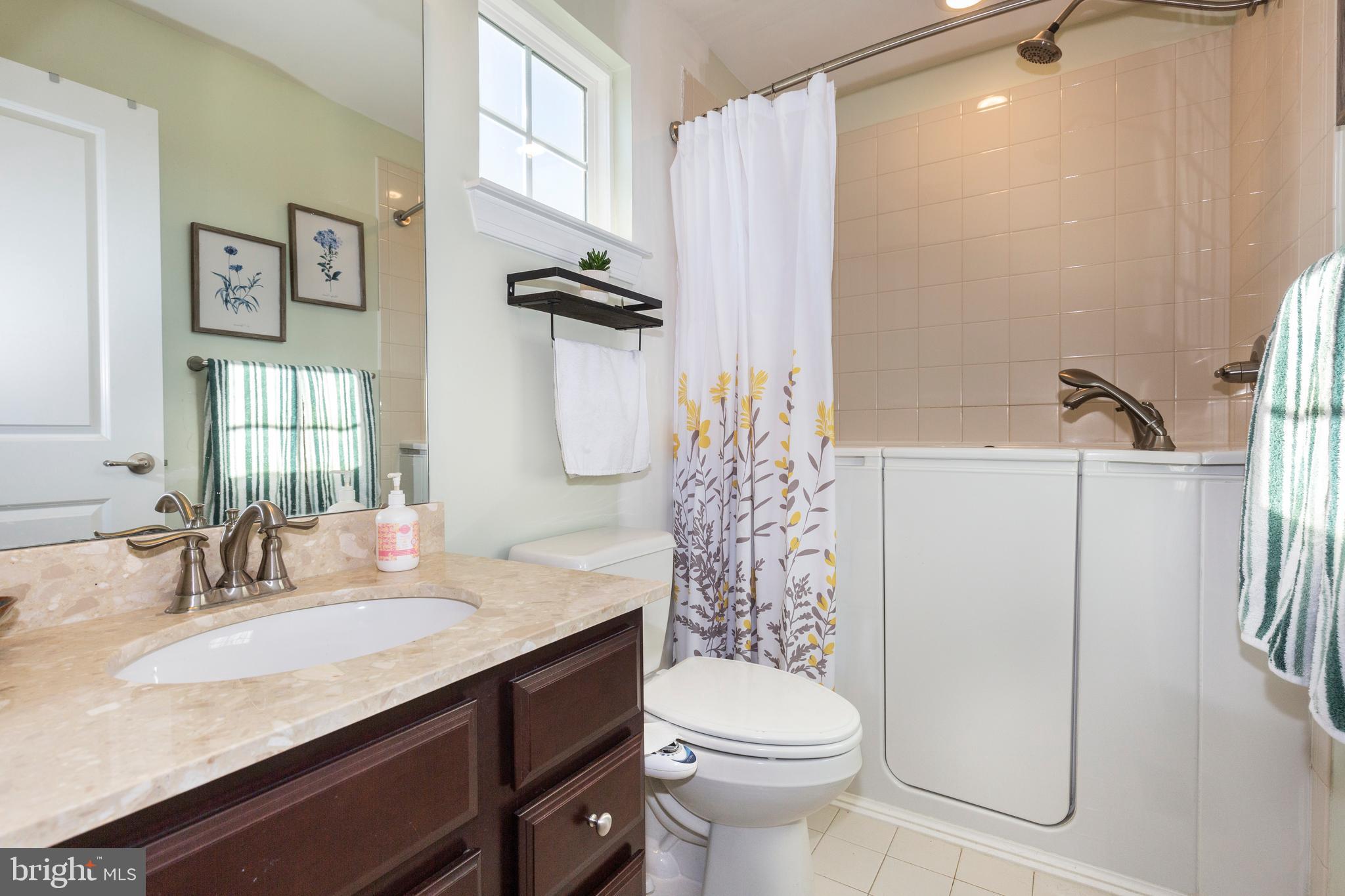 HEWITT'S LANDING - Residential