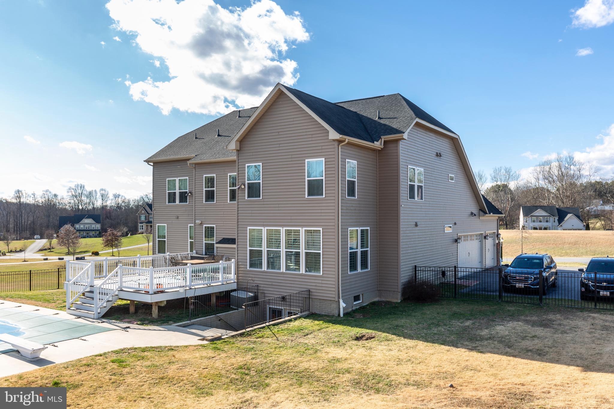 HEWITT'S LANDING - Residential