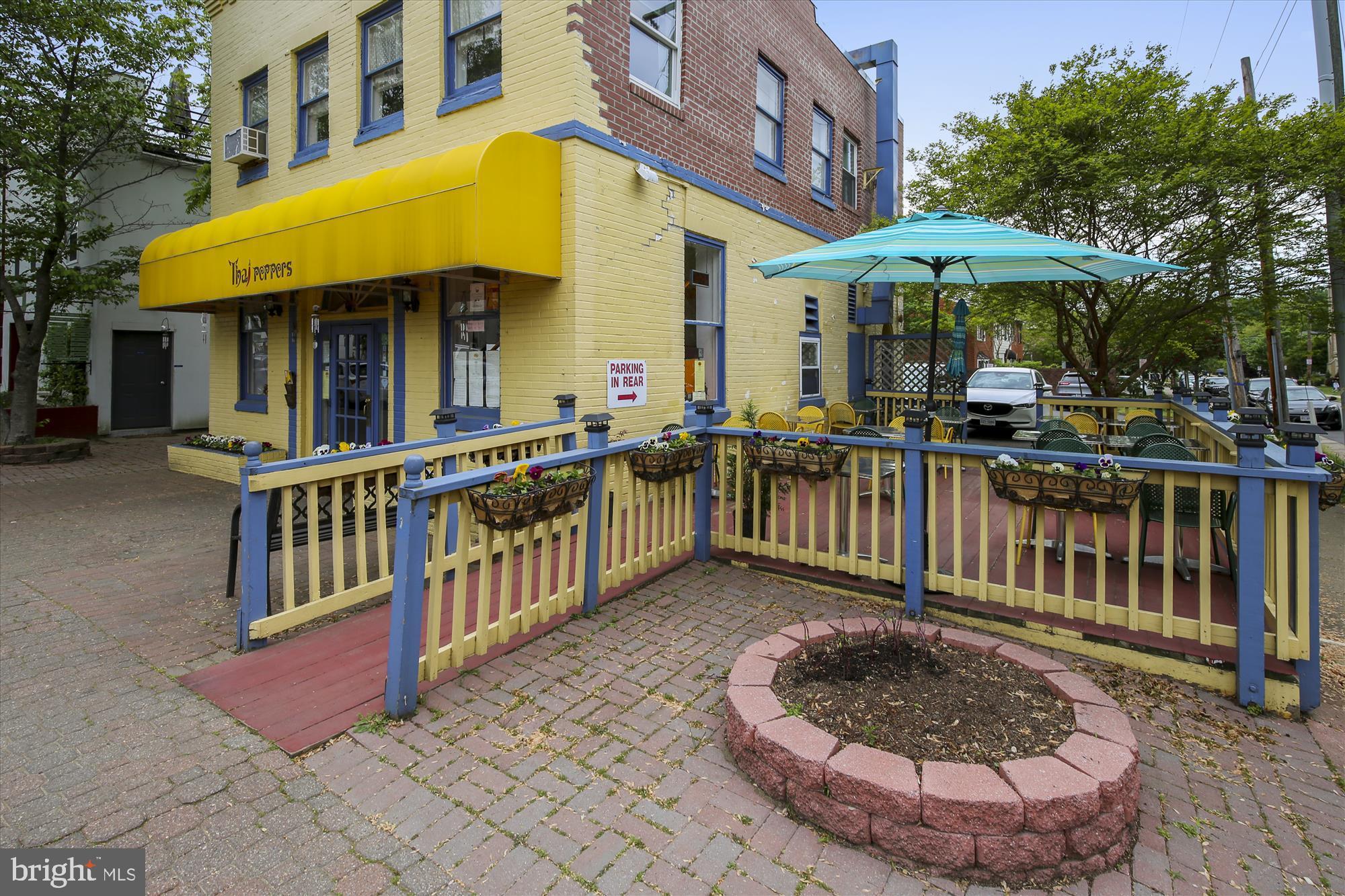 RIVER TERRACE - Residential Lease