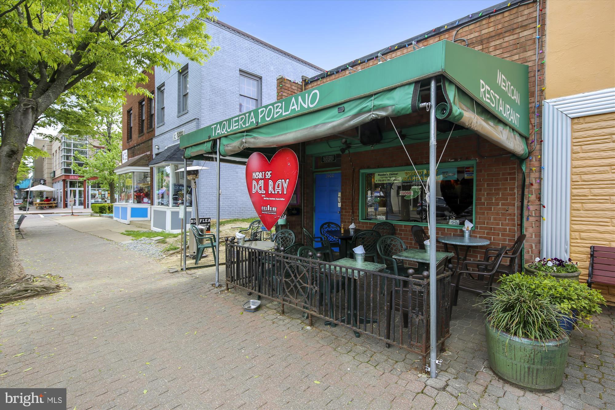 RIVER TERRACE - Residential Lease