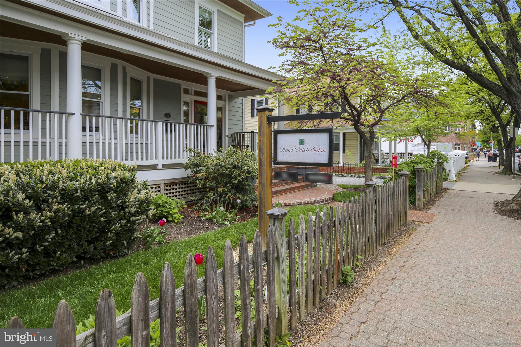 RIVER TERRACE - Residential Lease